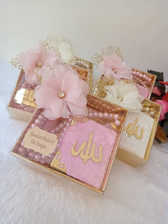 Personalized Mini Quran Gift Set | Pearl Tasbeeh, Decorated Box | Wedding favors