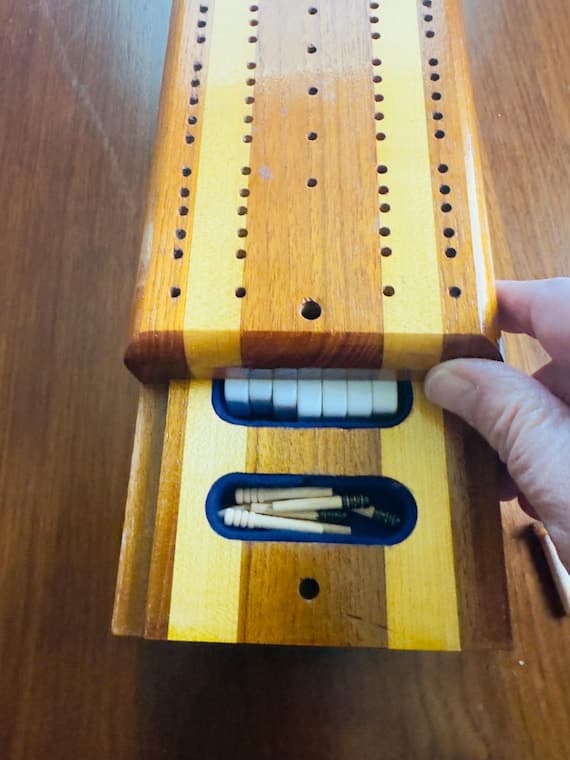 Vintage Handmade Striped Wood Cribbage Board + Dominoes Set